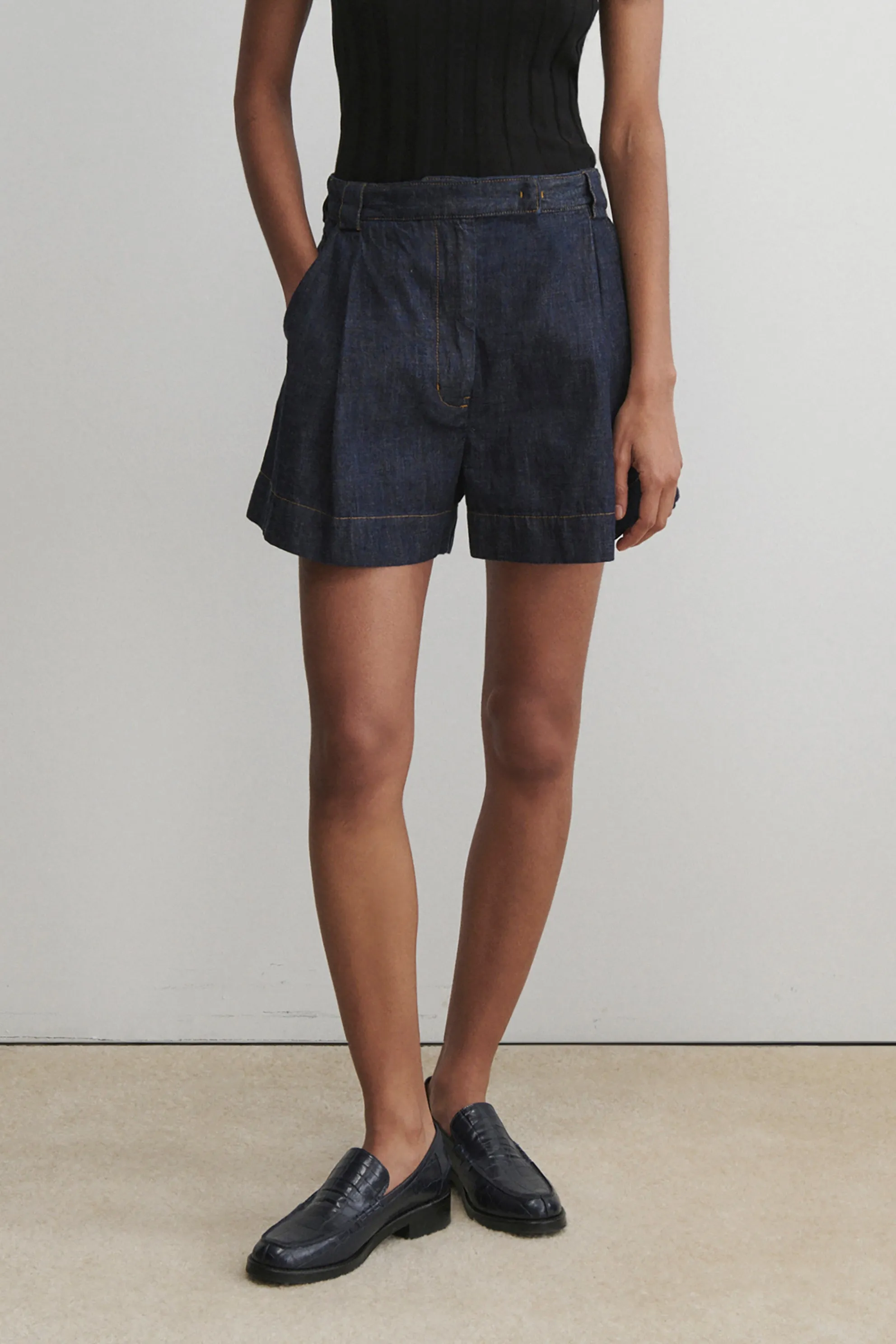 Leo Short
