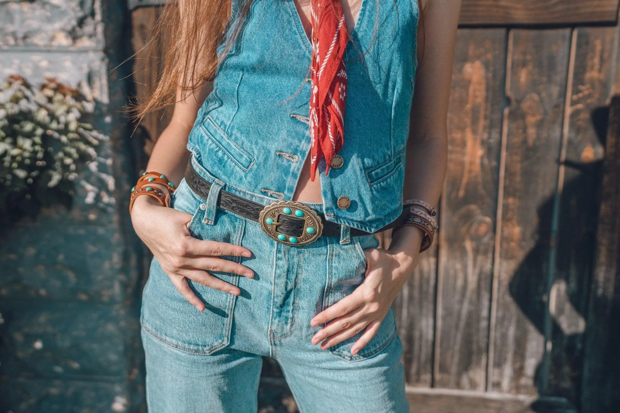 Saddle Rock Round Stone Buckle Belt